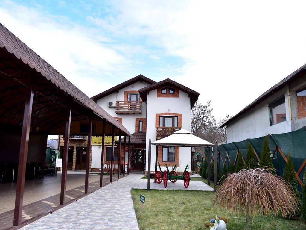 Pensiunea Dely_Cios Valenii de Munte Exterior photo